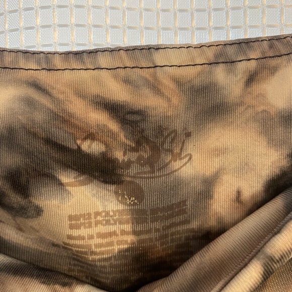 Workout Capris - Picture 3 of 4